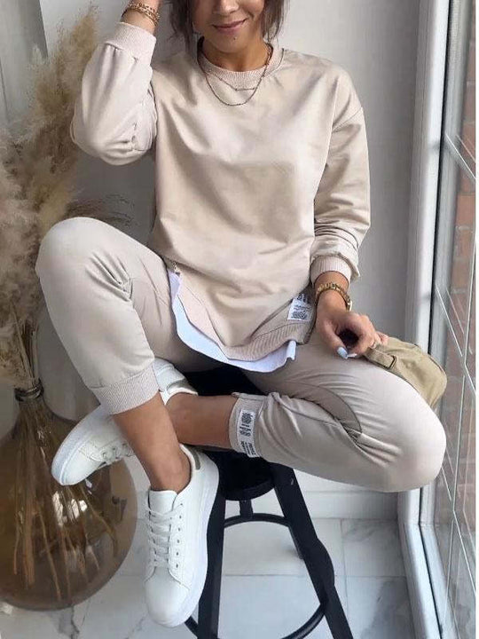 Heidi-Mode | Modevolles Sportset mit Schlitzdesign Sweatshirt und Slim Fit Hosen