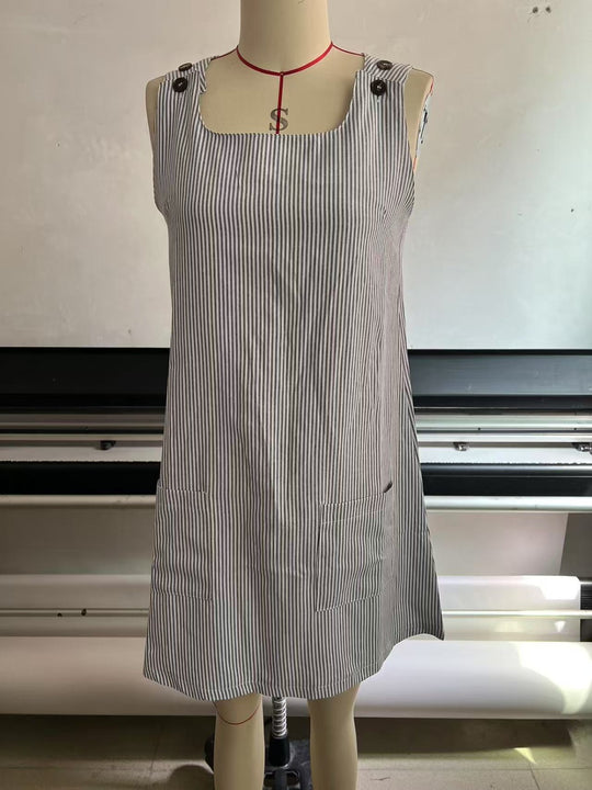 Heidi Mode | Gestreiftes Kleid mit Knopfleiste