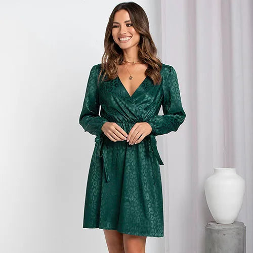 Khakifarbenes Jacquard-Wickelkleid