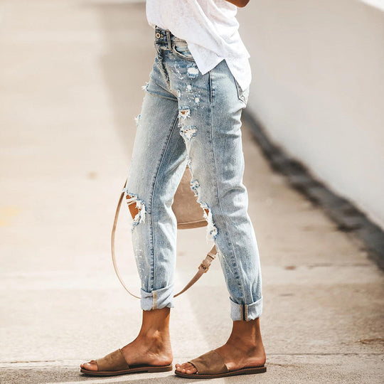Heidi-Mode | Zwei Ripped Knee Slim Fit Jeans