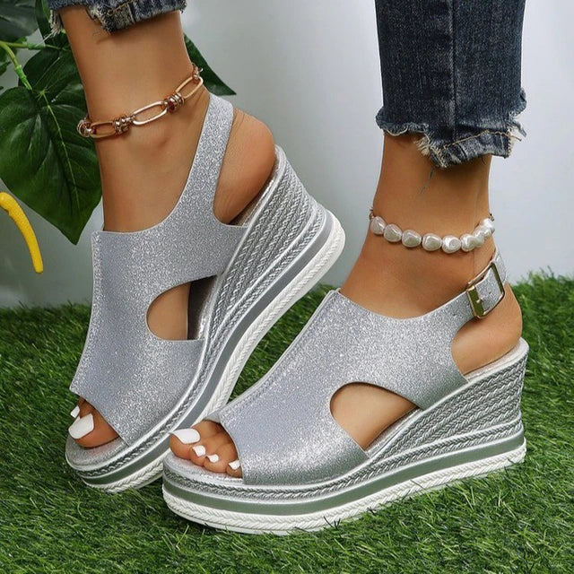 Heidi-Mode | Elegante Damensandalen mit Schnalle