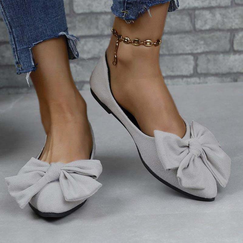 Heidi-Mode | Spitz Slipper Schleifendetail für Einen Weiblichen Touch