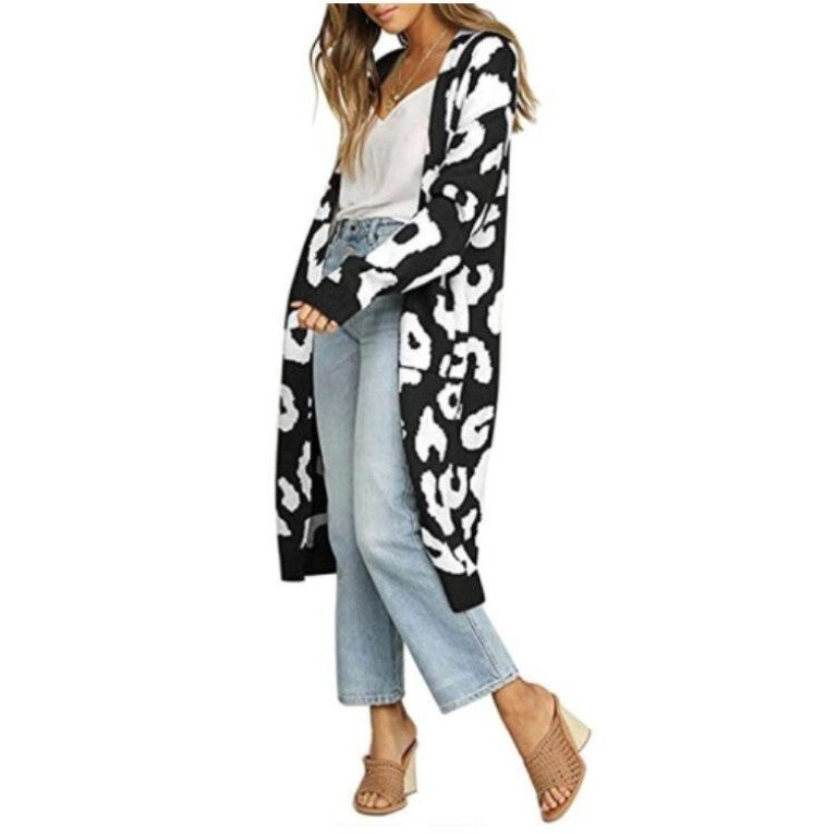 Damen Langstrickjacke mit trendigem Leopardenmuster Heidi-Mode