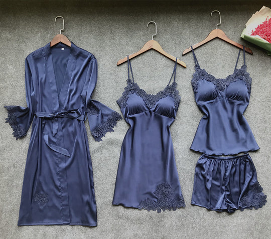 Damen Nachtwäsche Set mit verführerischem Spitzenkragen und satinierter Oberfläche Heidi-Mode