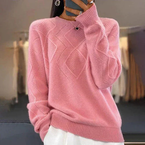 Hübscher rosa einfarbiger Pullover