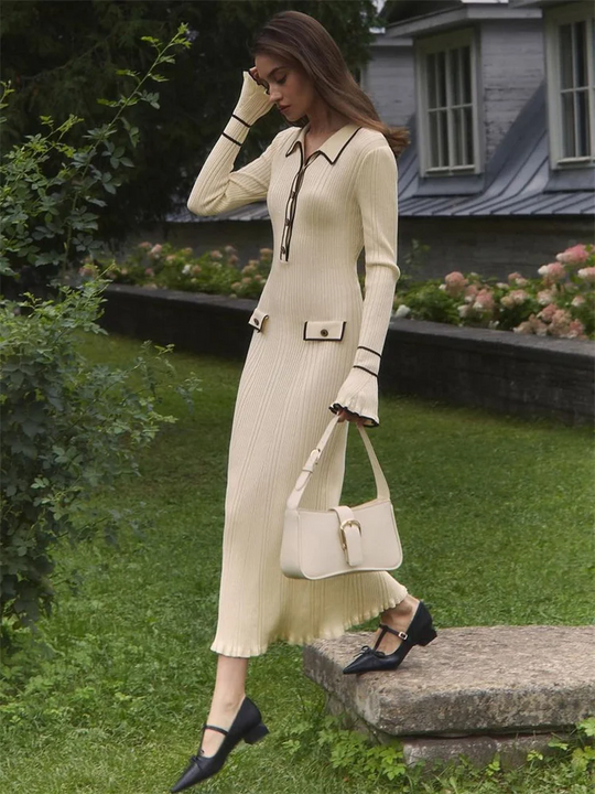 Heidi-Mode | Kleid mit Polokragen und Dekorativen Taschen Gerippter Strick Damen