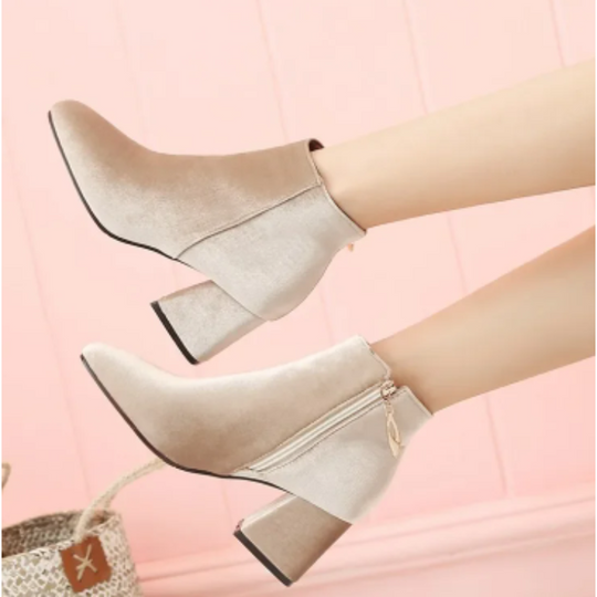 Heidi-Mode | Elegante Stiefeletten mit Quadratzehen und Hohem Absatz Damen Stiefeletten