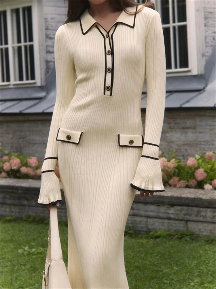 Heidi-Mode | Kleid mit Polokragen und Dekorativen Taschen Gerippter Strick Damen