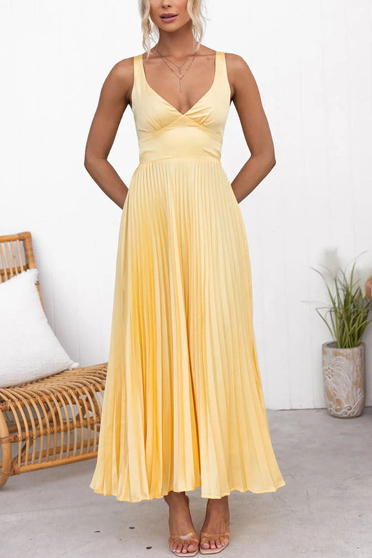 Heidi Mode | Kleid aus Satin mit Hosenträgern