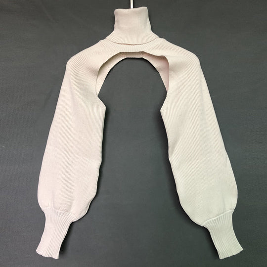 Damen Strickoberteil mit innovativem Schnitt und hohem Kragen Heidi-Mode