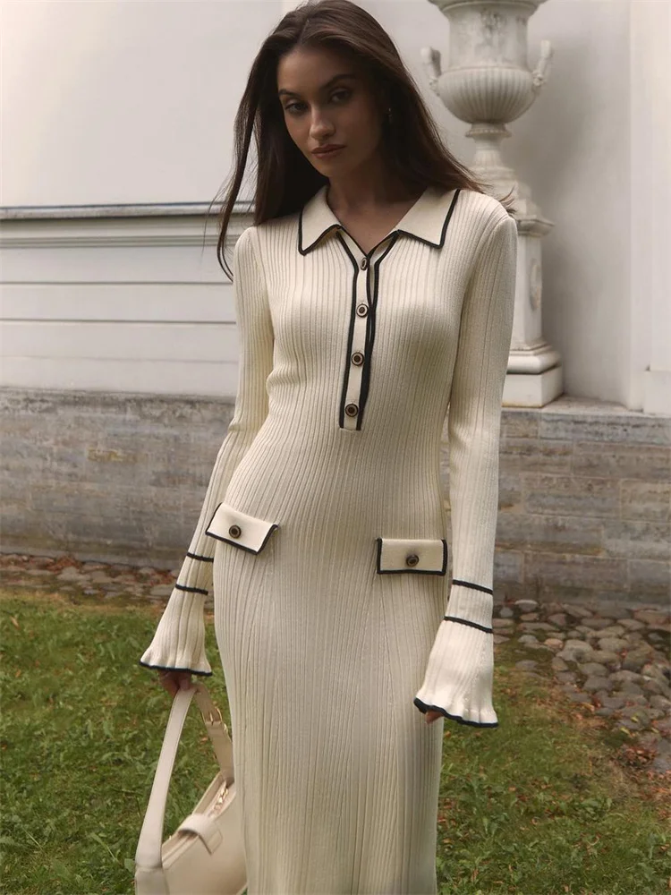 Heidi-Mode | Kleid mit Polokragen und Dekorativen Taschen Gerippter Strick Damen