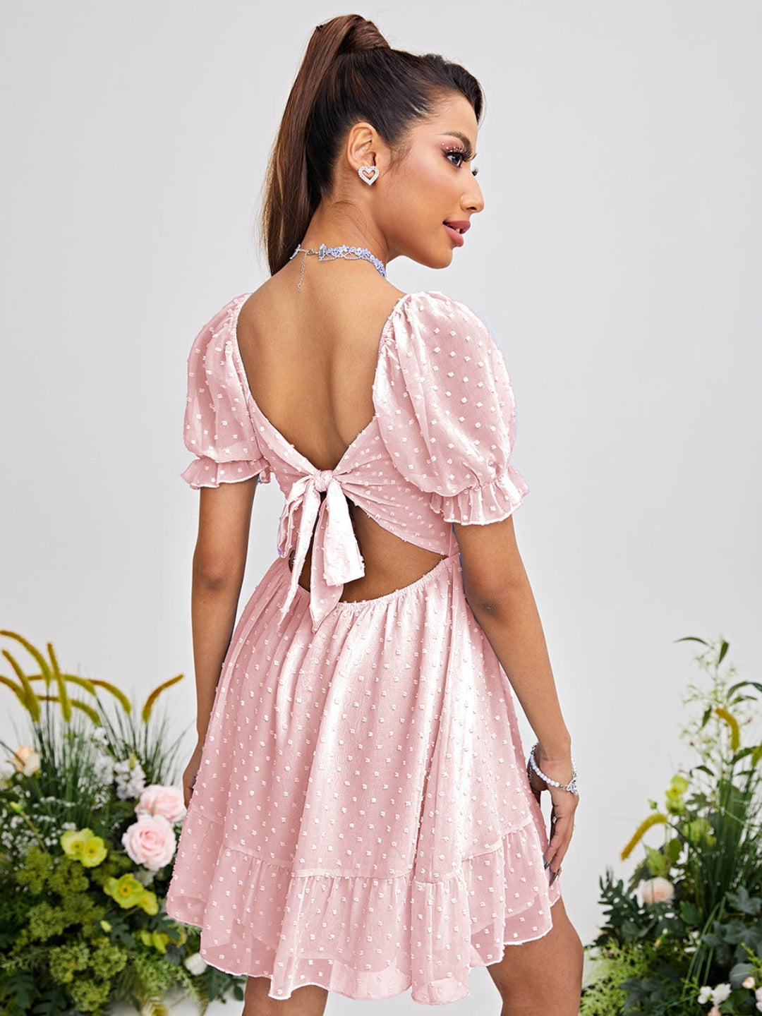Heidi-Mode | Swiss Dot Quadratischer Hals Mini Kleid
