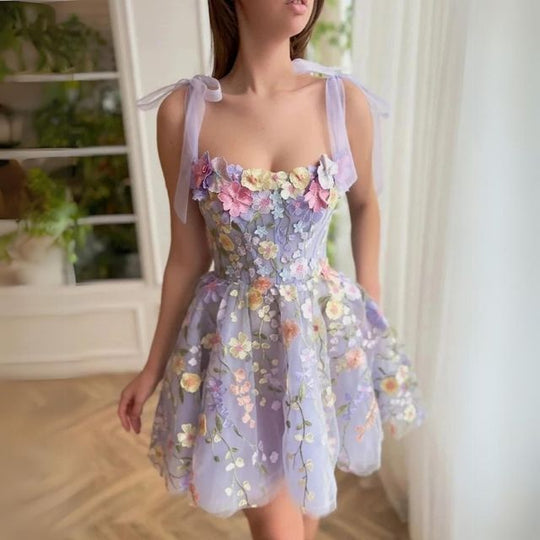 Cocktailkleid mit Blumenapplikationen - Rosalie