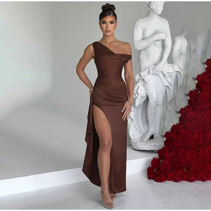 Alaia | Elegantes, sexy Maxikleid