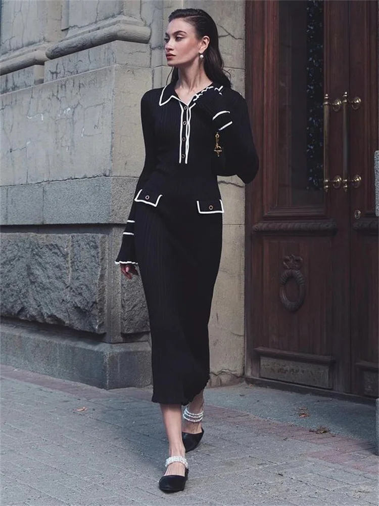 Heidi-Mode | Kleid mit Polokragen und Dekorativen Taschen Gerippter Strick Damen