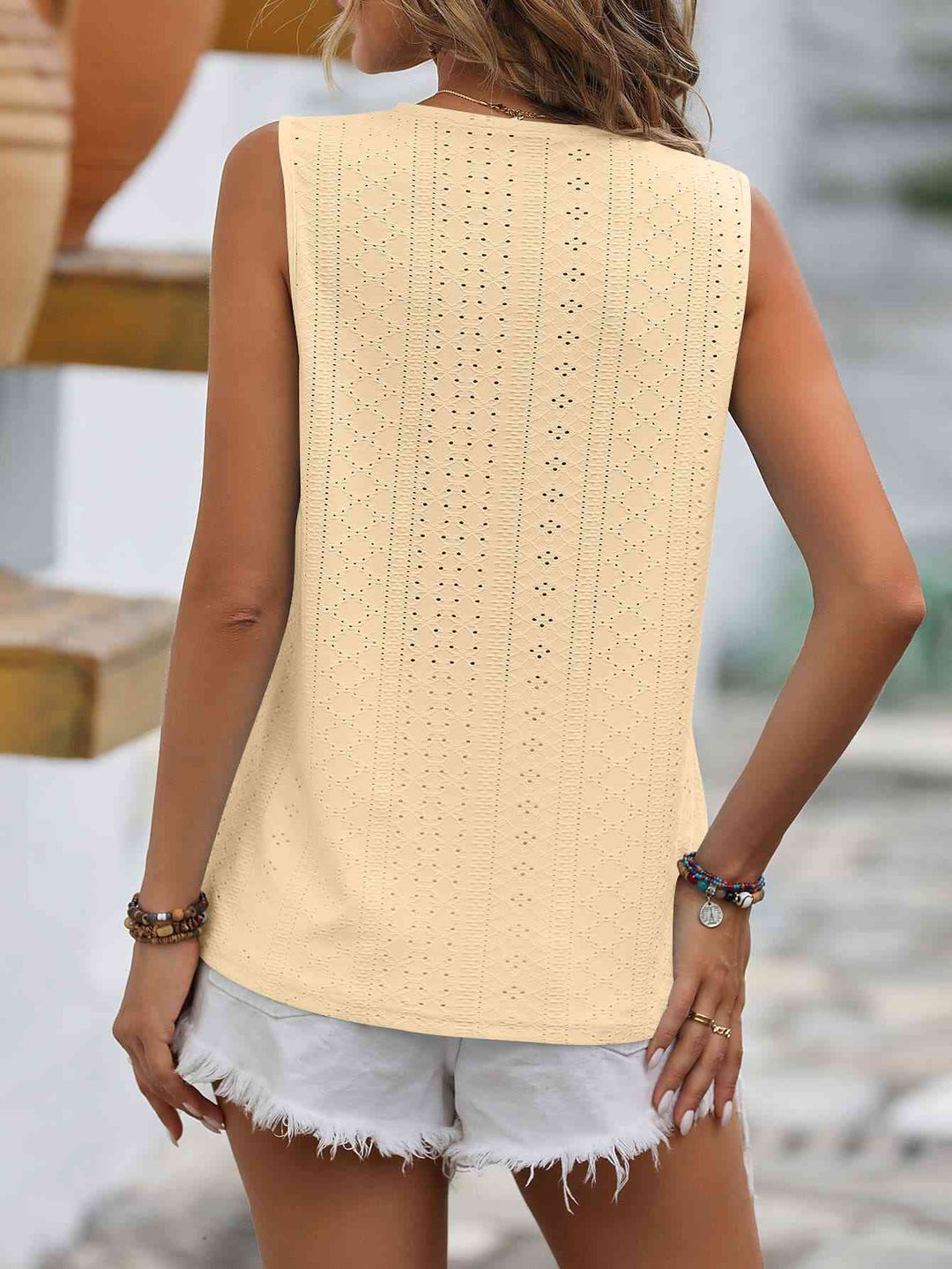 Heidi-Mode | Gespaltene Spitze V-Ausschnitt Ärmelloses Shirt