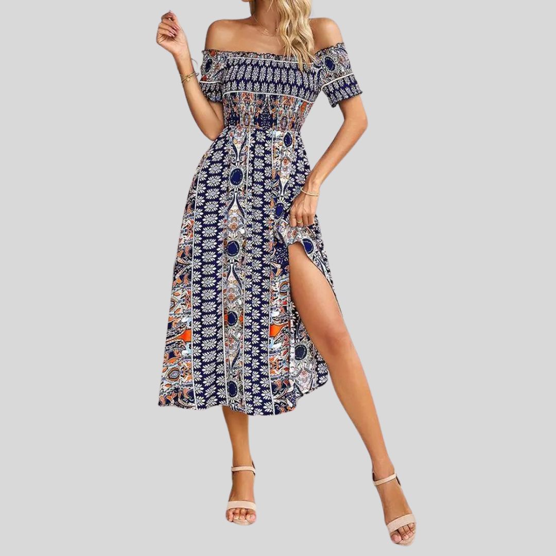 Langes Boho-Kleid mit freien Schultern und Rüschen