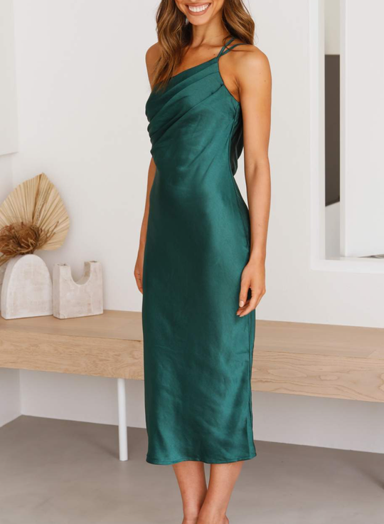 Stilvolles Ein-Schulter-Kleid