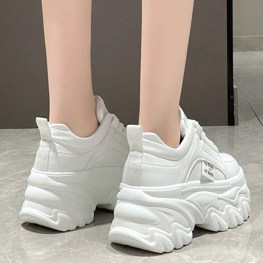 Bequeme Und Klobige Plateau-Sneakers