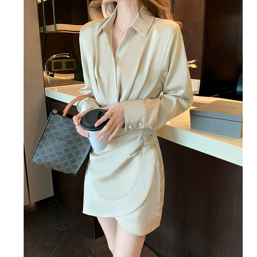Heidi-Mode | Schlankes Fit Plissiertes Langarm V-Ausschnitt Hemdkleid