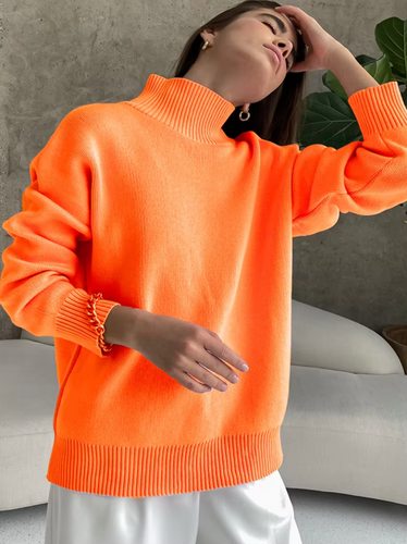 – Oversized lässiger Rollkragenpullover