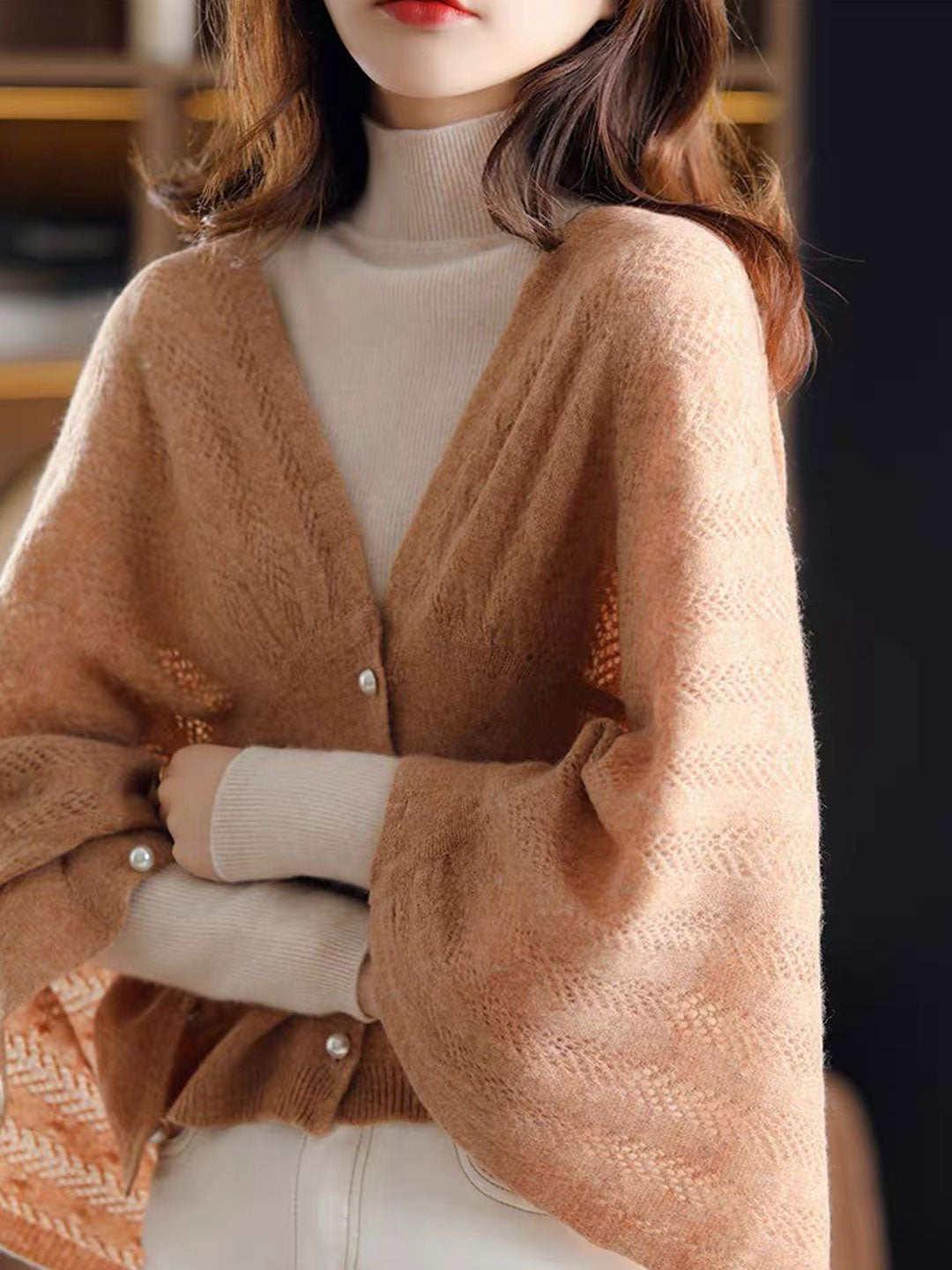 Heidi-Mode | Ausgehöhlter Strickcape Pullover Schal Detail