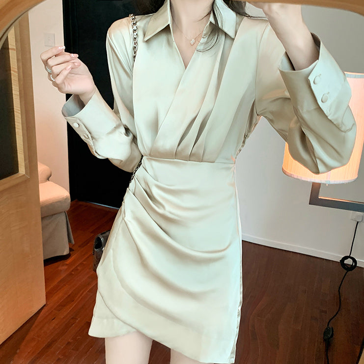 Heidi-Mode | Schlankes Fit Plissiertes Langarm V-Ausschnitt Hemdkleid