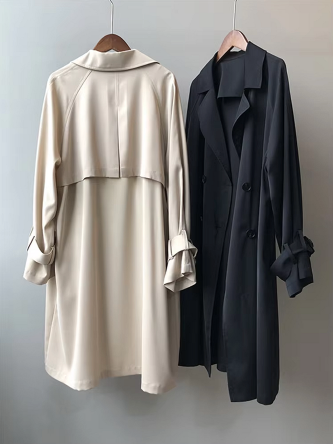 – Mittelanger Trenchcoat