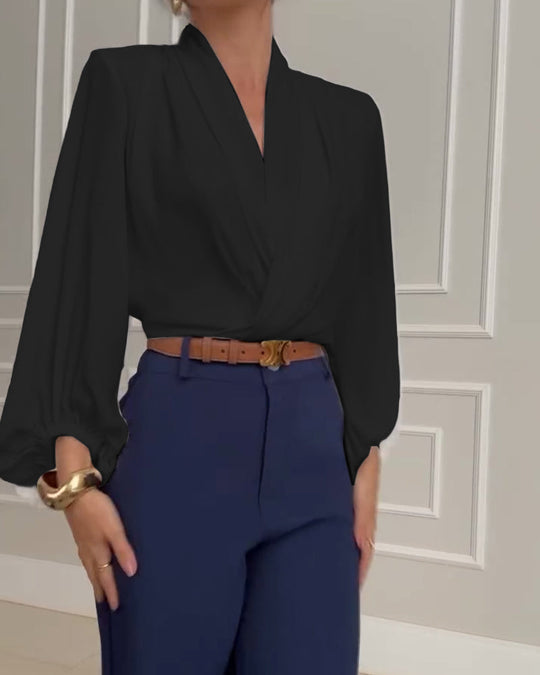 Heidi-Mode | Stilvolle weiße Bluse mit Lampionärmeln und V-Ausschnitt