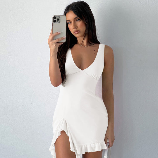 Heidi Mode | Kleid mit Hosenträgern und V-Ausschnitt mit Fransen