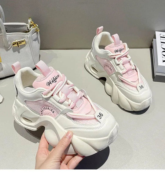 Heidi-Mode | Sneaker mit dicker Sohle