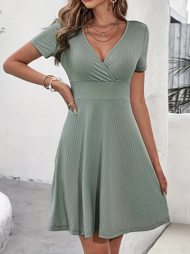 Heidi-Mode | Sommerkleid für Damen mit V-Ausschnitt Elegant Tailliert Kurzärmelig