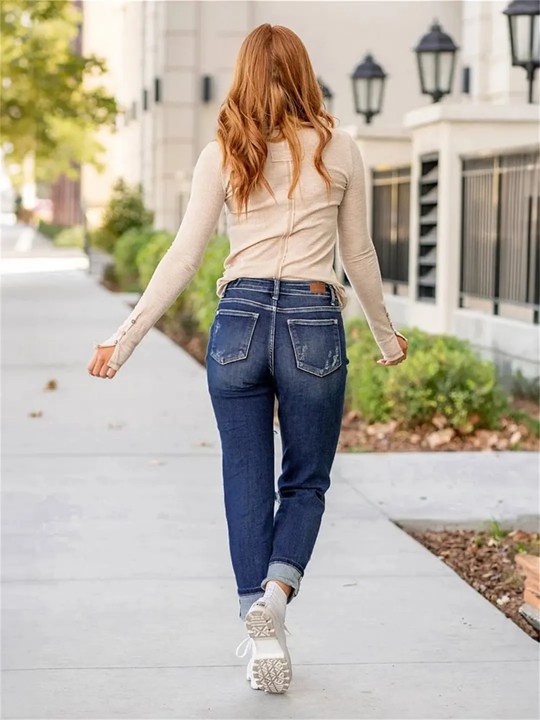 – Modellierende Jeans