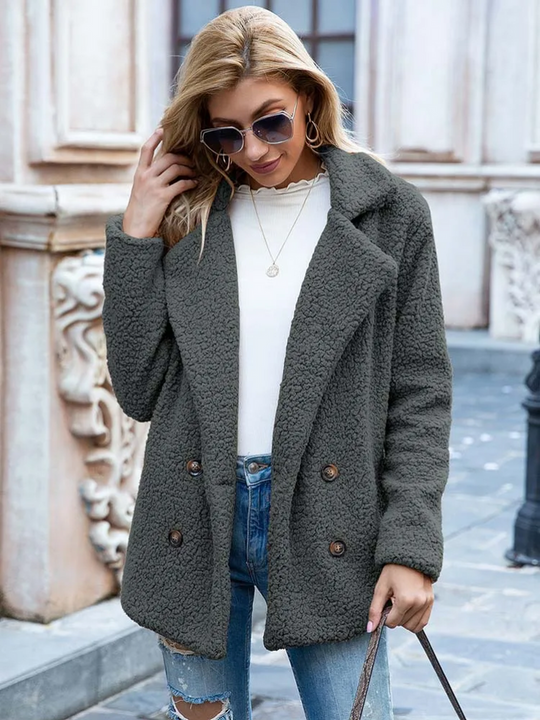Heidi-Mode | Stilvolle und warme Teddyjacke für Damen
