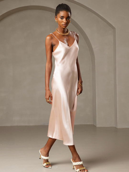 Heidi-Mode | Lange Seidenkleid mit Spaghetti-Träger