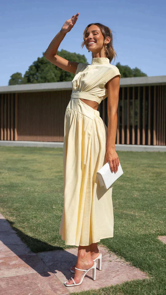 Heidi-Mode | Eleganter Jumpsuit mit Cut-Out Taille