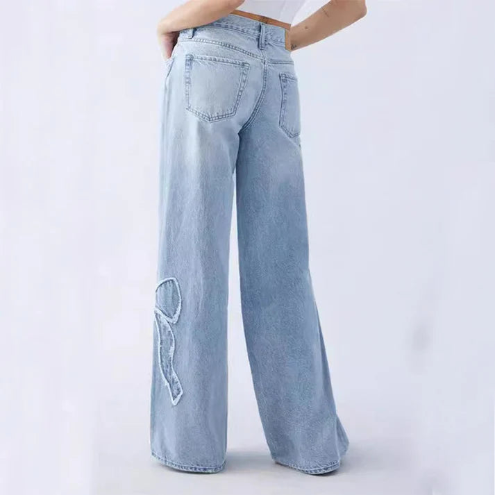 Heidi-Mode | Baggy Jeans mit Schleife