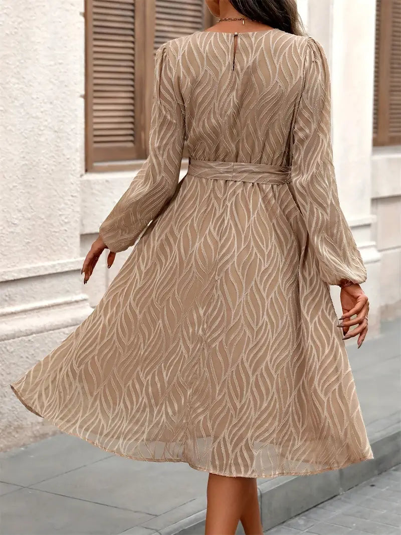Heidi-Mode | Moderne Boho Vibes Gestreiftes Kleid mit Puffärmeln Lässig, Weites Kleid