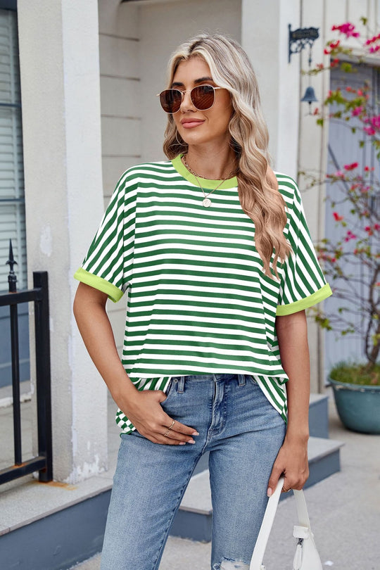 Heidi Mode | Gestreiftes kontrastierendes T-Shirt