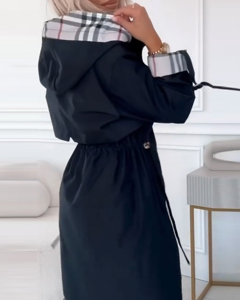 Heidi-Mode | Trenchcoat mit Kapuzen Merkmal