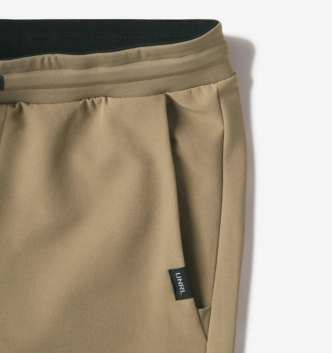 Heidi-Mode Stylische Hose für Herren nach italienischem Design