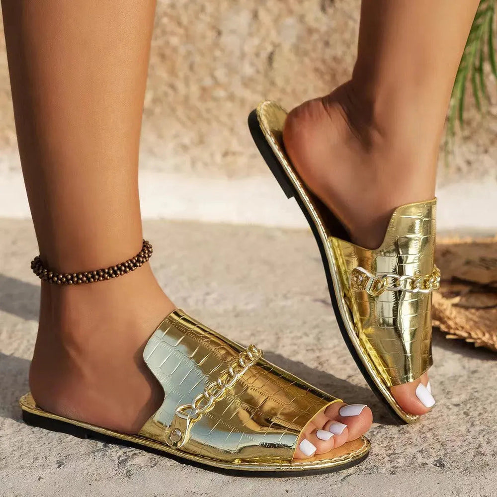 Heidi-Mode | Glamour Sandalen mit Kette – Luxus und Stil für den Sommer!