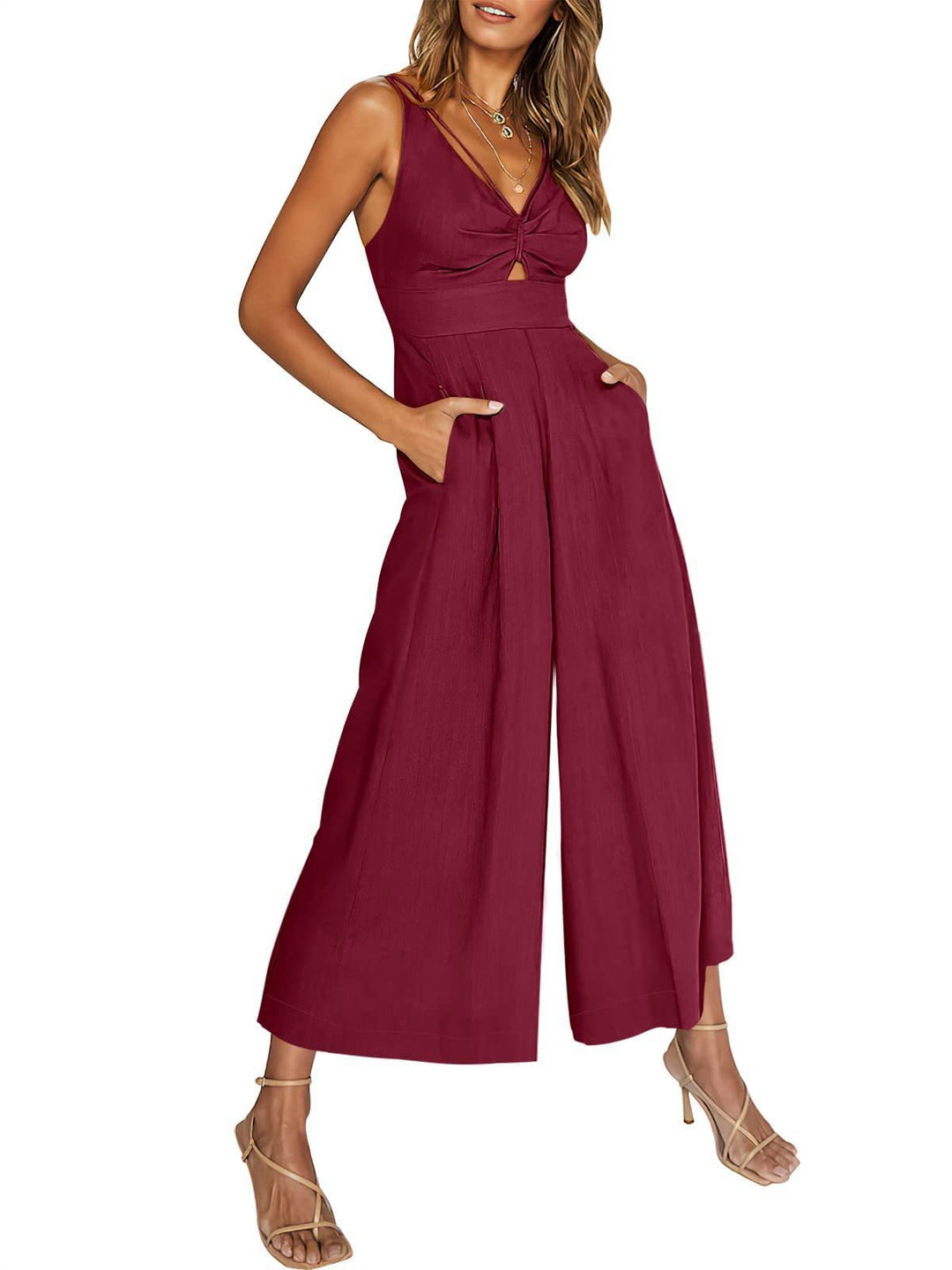 Weitbeiniger Jumpsuit mit Hohlkehle