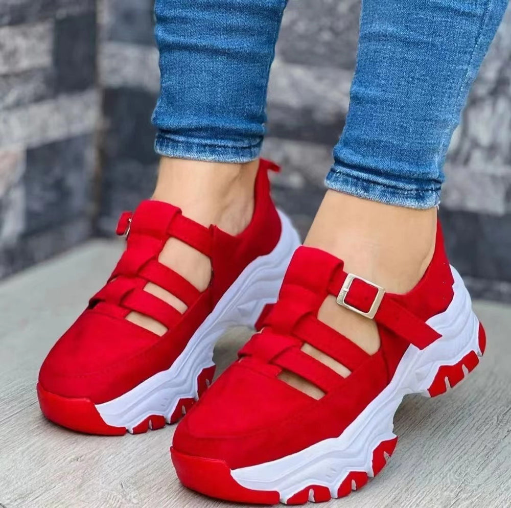 Heidi-Mode | Sandalen mit Dicken Sohlen