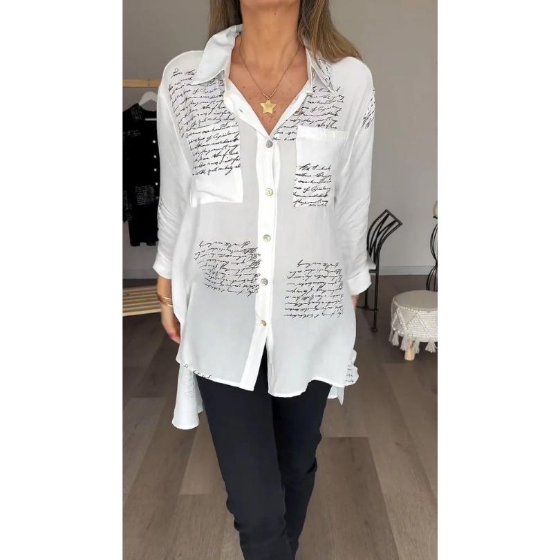 Heidi-Mode | Stilvolle Bluse mit Buchstabenprint