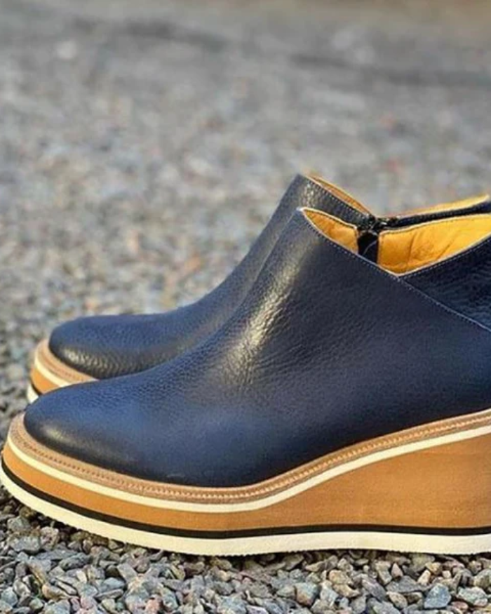 Heidi-Mode | Damen Leder Stiefeletten mit Keilabsatz und Reißverschluss