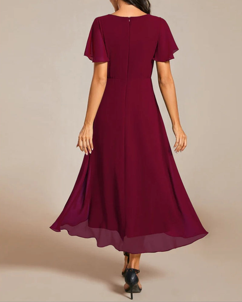 Heidi-Mode | Kleid mit V-Ausschnitt und Rüschenärmeln