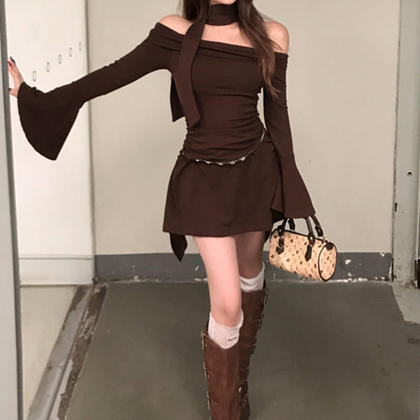 Heidi-Mode | Off Shoulder Trompetenärmel Einfarbig Hip Kleid