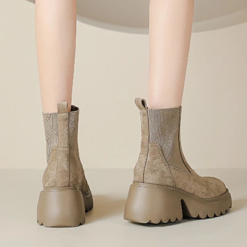 Heidi-Mode | Damen Chelsea Boots mit Dickem Absatz und Elastischen Seiten
