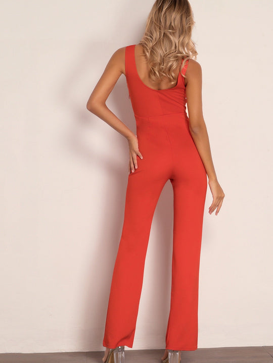 Eleganz - Stilvoller Jumpsuit mit Einzigartigem Schnitt